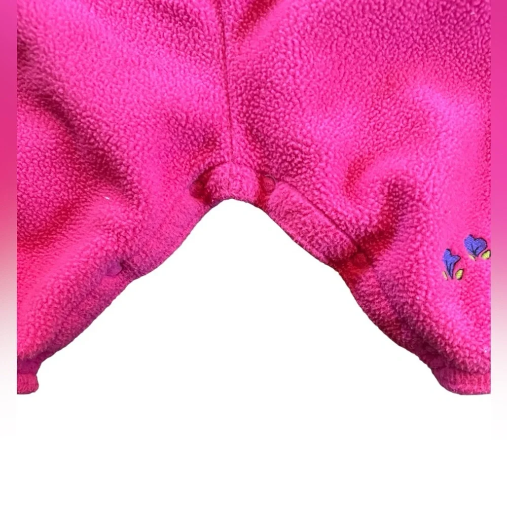Carter's Pink vintage Baby Girls romper with snaps EUC Size 3-6 months